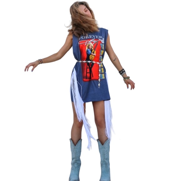 ◈SOLD◈ Dolly Parton Fringe T-Shirt Dress Country Music Sleeveless Artisan Made - Picture 1 of 10